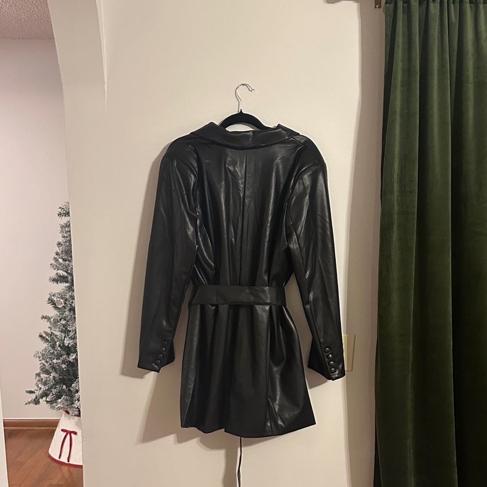 Nasty Gal Black Leather Look Jacket - Picture 5 of 11